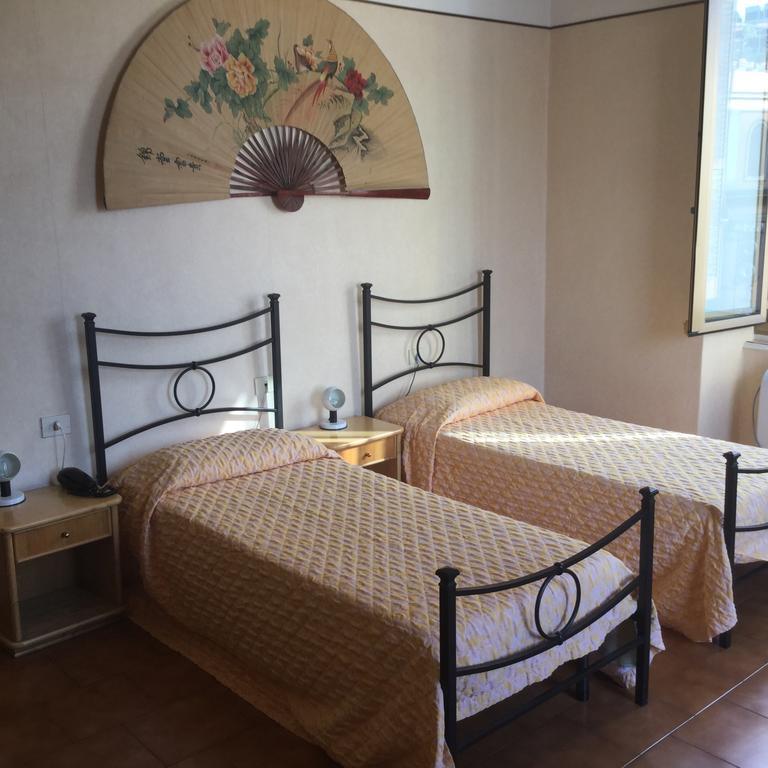 Hotel Touring Roma Eksteriør bilde